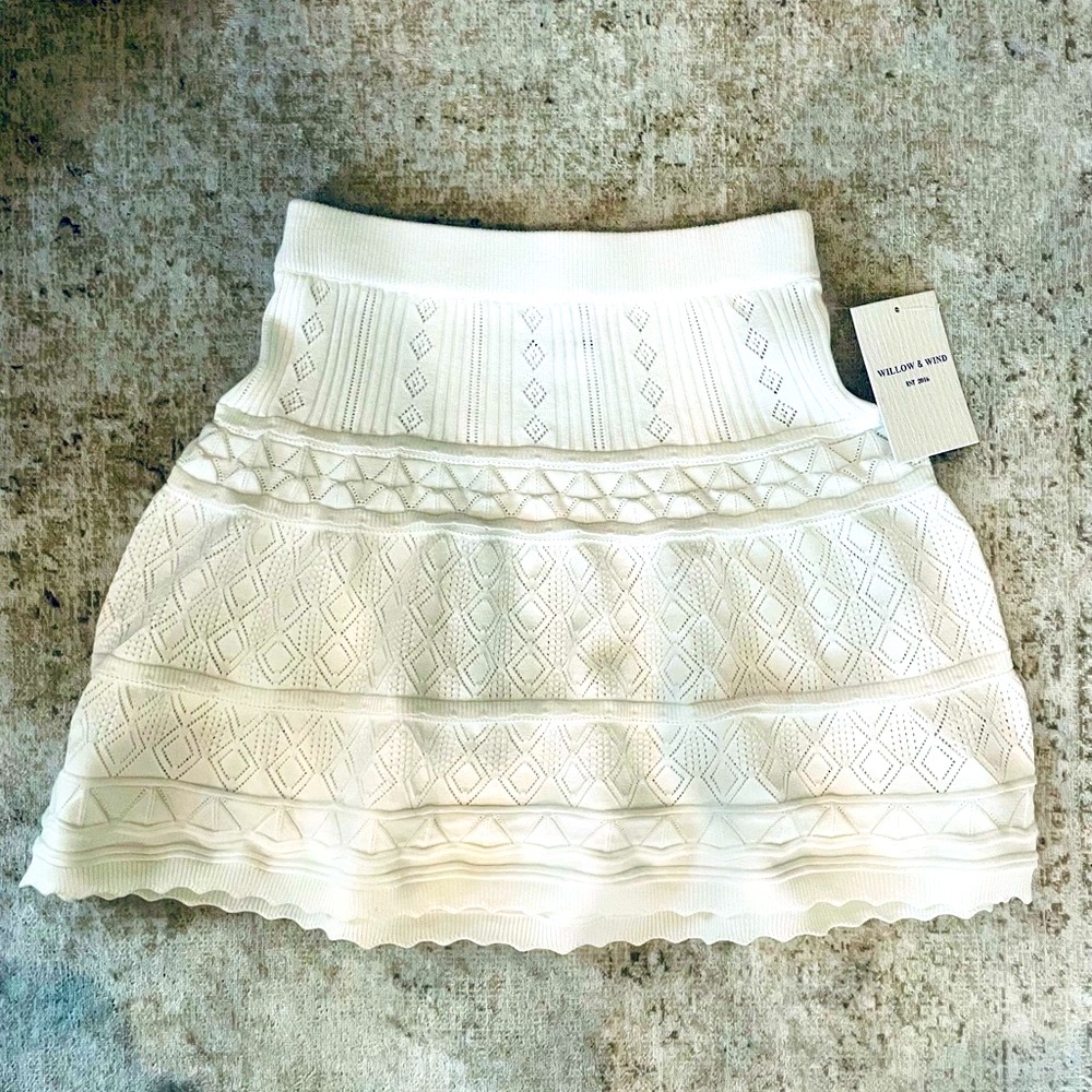 NWT! Willow & Wind Anthropologie White Knit Mini Skirt